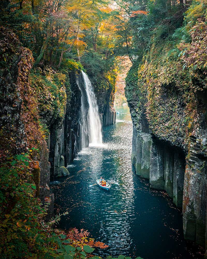 Boot in der Schlucht Takachiho Gorge, Japan
